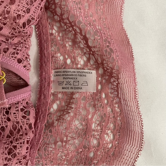 Pink lace straps at front removable pads  bralette - Picture 3 of 9